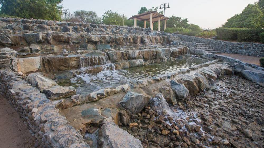  حديقة وادي حتا.. إطلالة ساحرة على الجبال الصخرية 